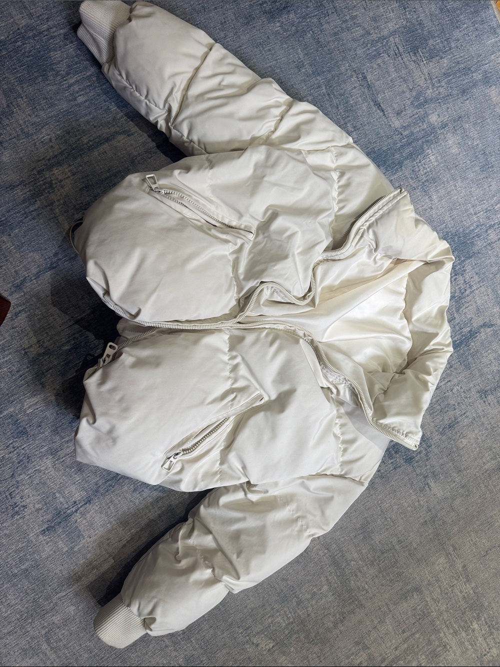Cropped White Puffer Jacket